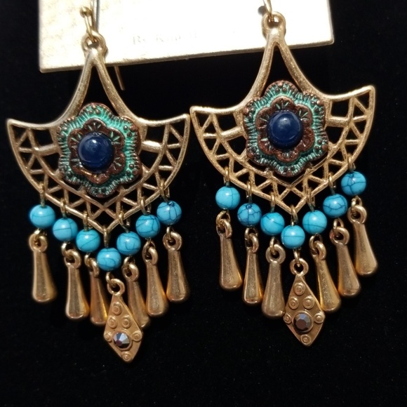 🍁3/$25 Mia boho Dangle Earrings - Picture 2 of 5
